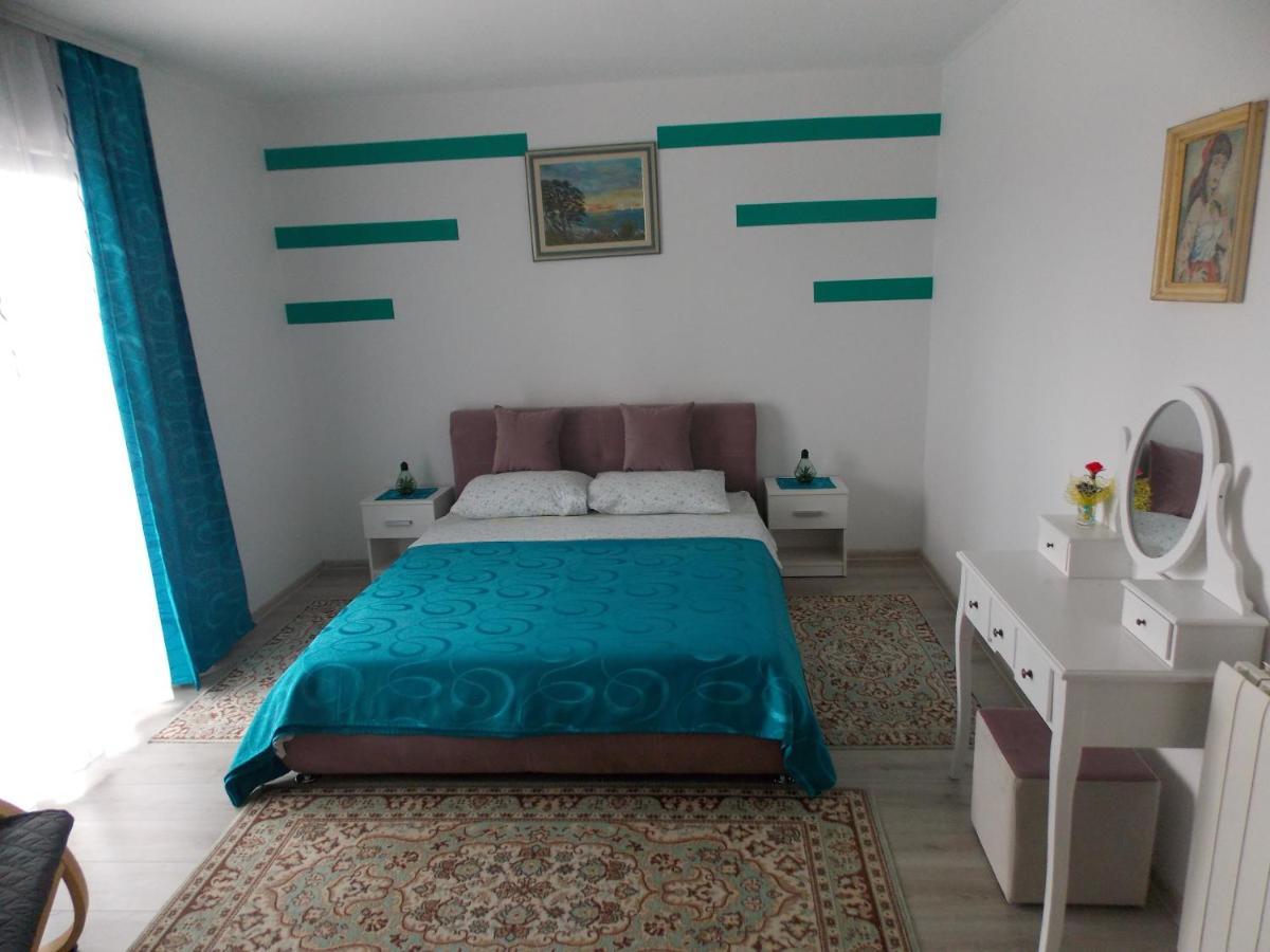 Hanifa Apartmani Ровинь Экстерьер фото