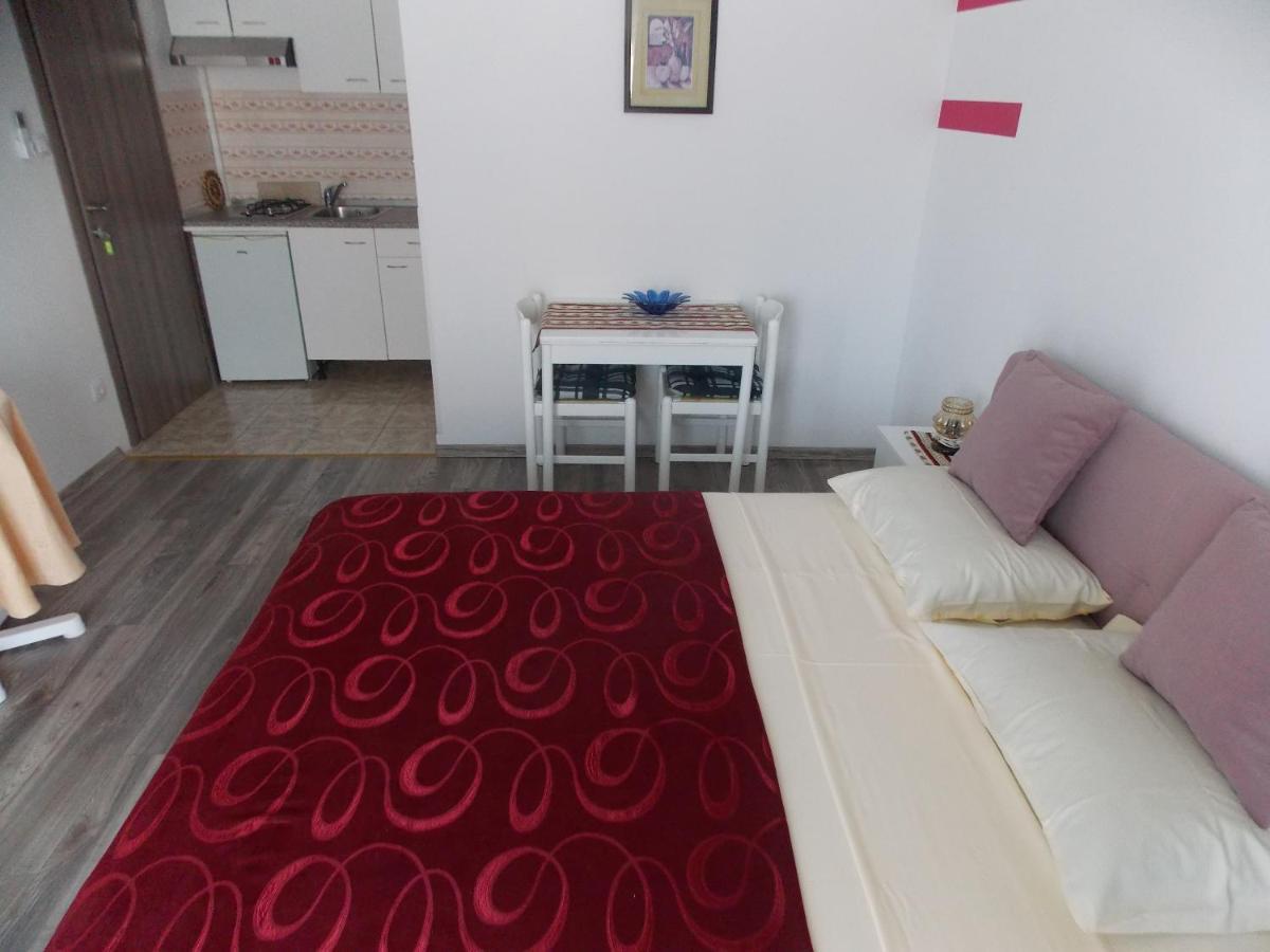 Hanifa Apartmani Ровинь Экстерьер фото